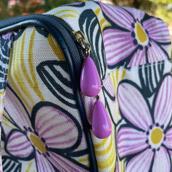 Milly for Clinique Cosmetic Case/Bag - Picture 5 of 6